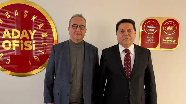 Ahmet Özer’den İmamoğlu’nun Aday Ofisi’ne ziyaret