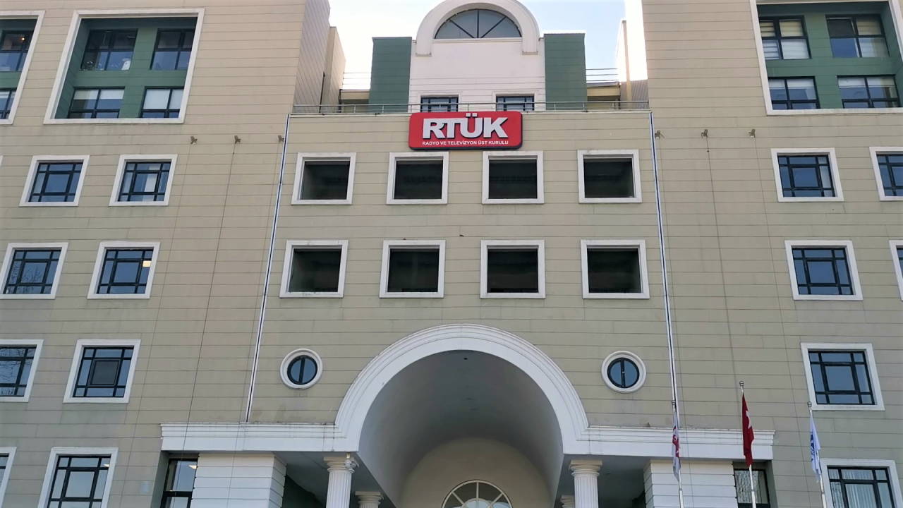 RTÜK'ün Halk TV'ye ekran karartma cezası vermişti: Başlayacağı tarih belli oldu