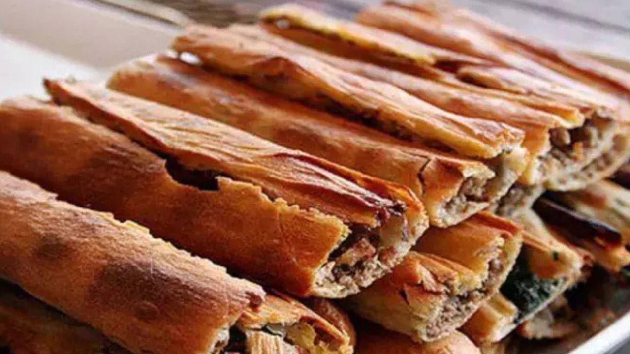 Karadeniz’in efsane lezzetini mutfağınıza taşıyın: Evde Bafra pidesi tarifi