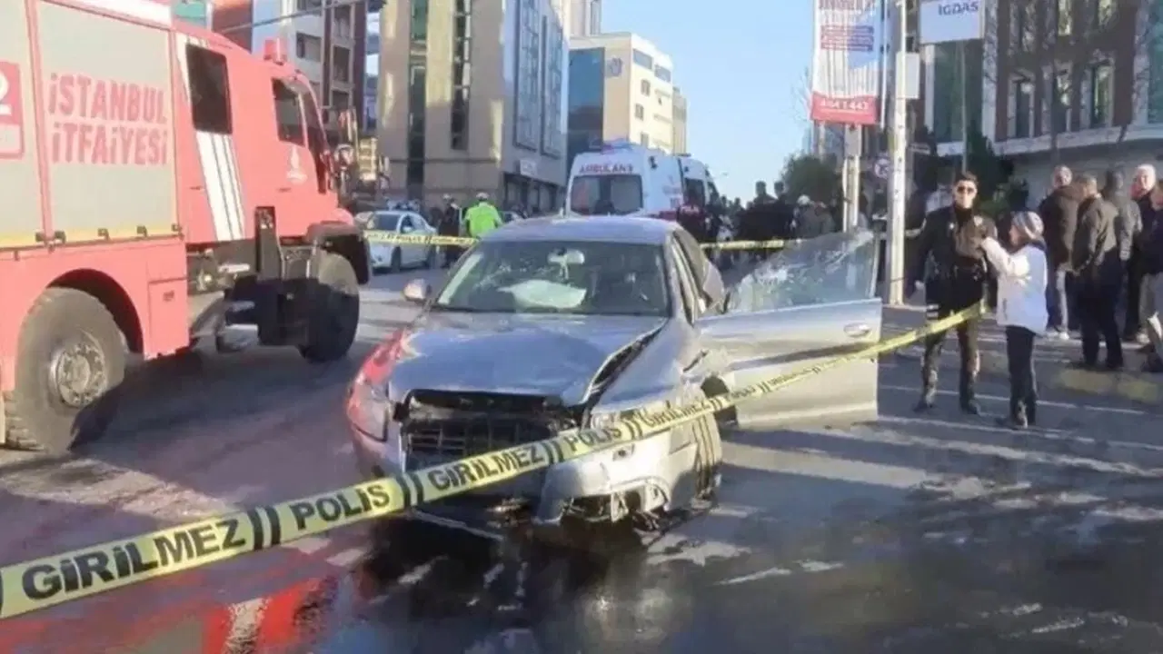 Şişli'deki feci kazada hayatını kaybeden 2 kişinin cenazesi defnedildi