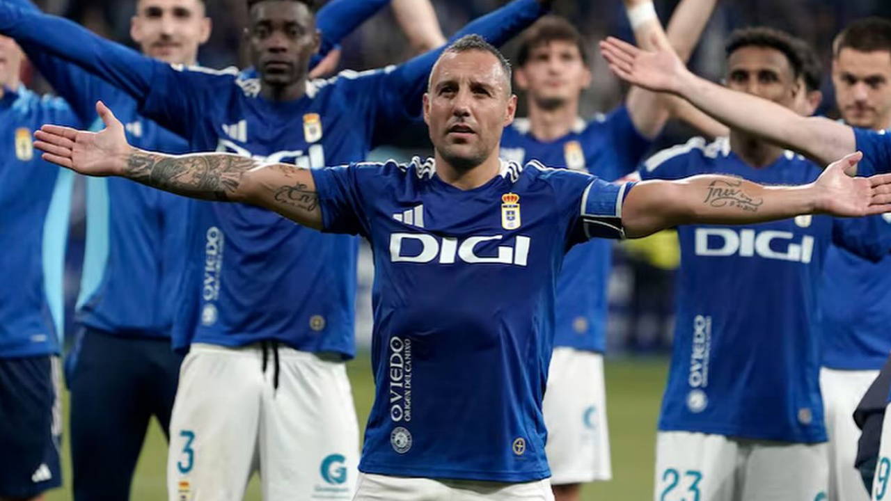 Santi Cazorla, Real Oviedo'nun 24 yılık hasretini sona erdirdi!
