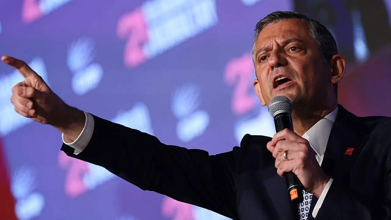 CHP Genel Başkanı Özgür Özel'den 'mutlak butlan' çıkışı: 'Yapsınlar baskın seçimi, bekliyoruz'