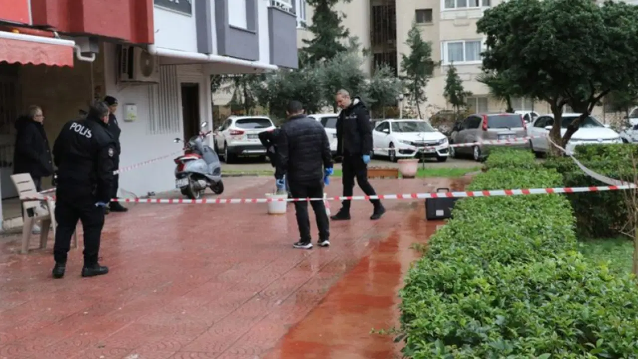 Anne ve oğlu bir gün arayla düşüp öldü!