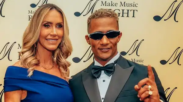 Trump'ın gelininden Mısırlı şarkıcıyla düet