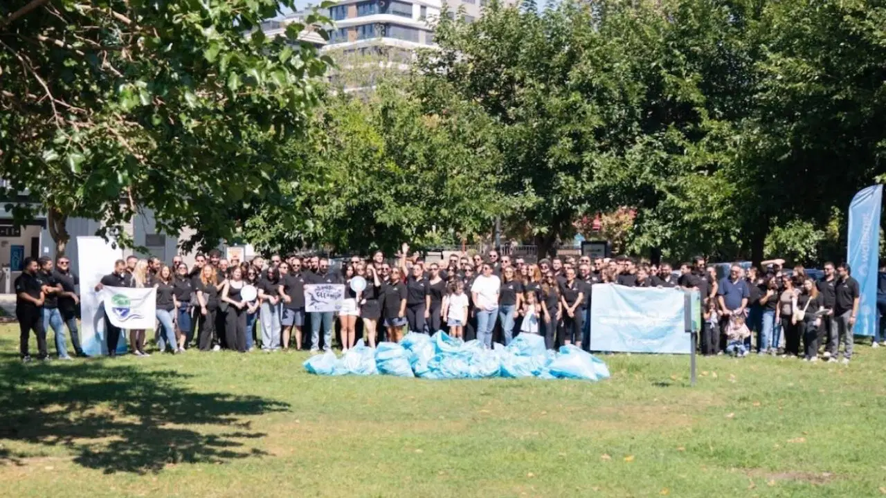 Waternet, Caddebostan'da 44 kg atık ve 4.450 sigara izmariti topladı