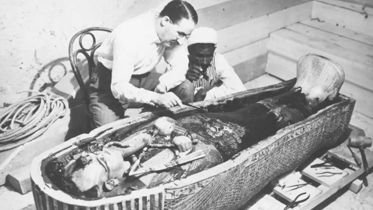 Tutankamon'un göz kamaştırıcı mezarı nasıl keşfedildi?