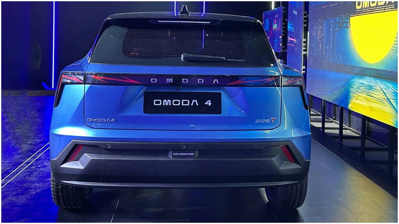 Chery'nin en uygun fiyatlı modeli Omoda 4 tanıtıldı: Benzinli ve elektrikli motorlarla geliyor... 