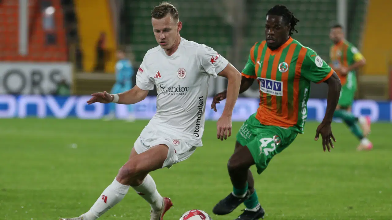 Alanyaspor - Antalyaspor maçında gol sesi çıkmadı!