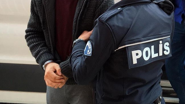 Kırmızı bültenle aranan 2 IŞİD'li Gaziantep’ten çıktı!