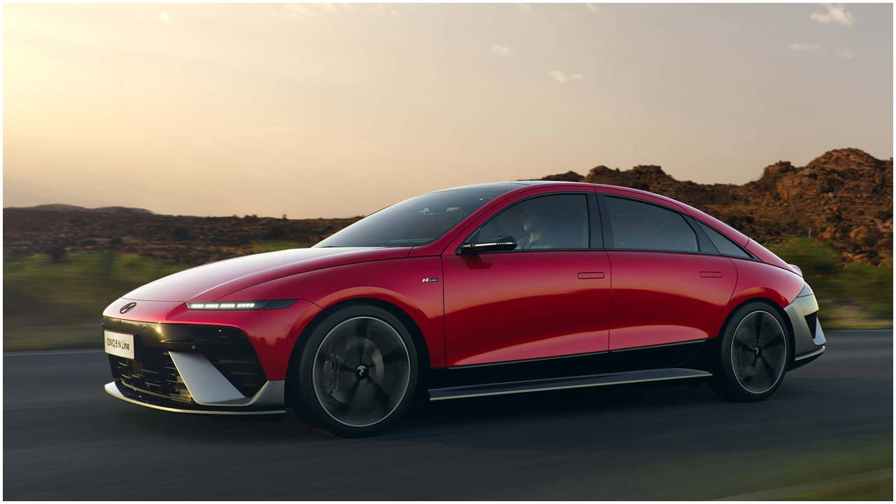 İzmit'ten dünyaya yeni elektrikli yıldız: Türkiye'de üretilecek Hyundai Ioniq 3 sahneye çıktı! 