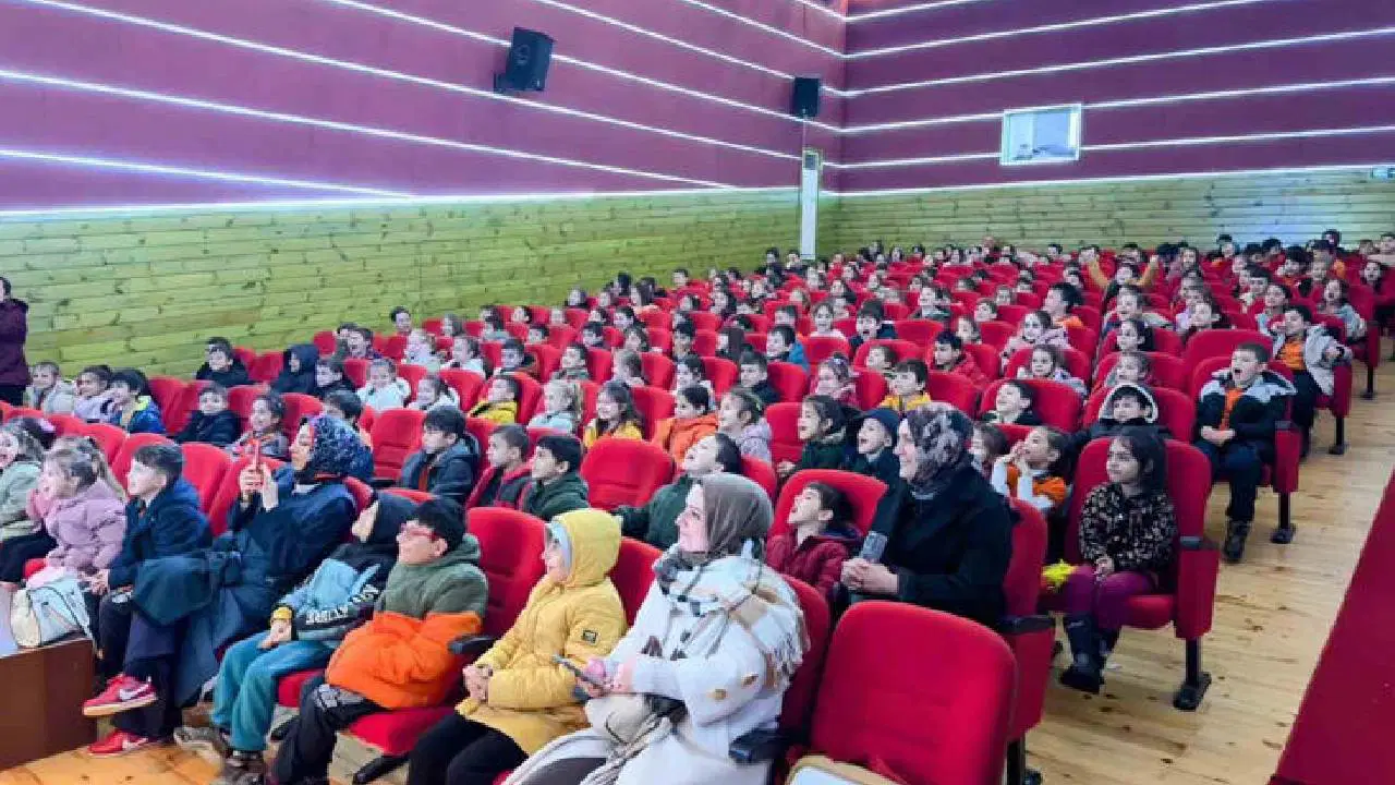 Sinop'ta Türk destanları öğrencilerce sahneye taşınacak