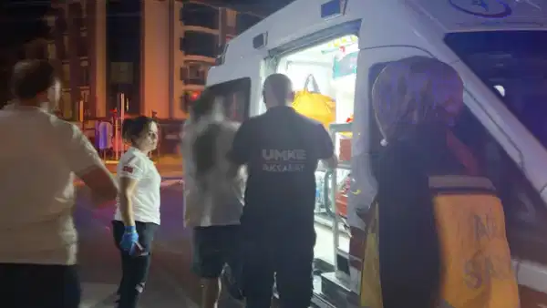Aksaray'da 17 yaşındaki çocuk arkadaşı tarafından sırtından bıçaklandı