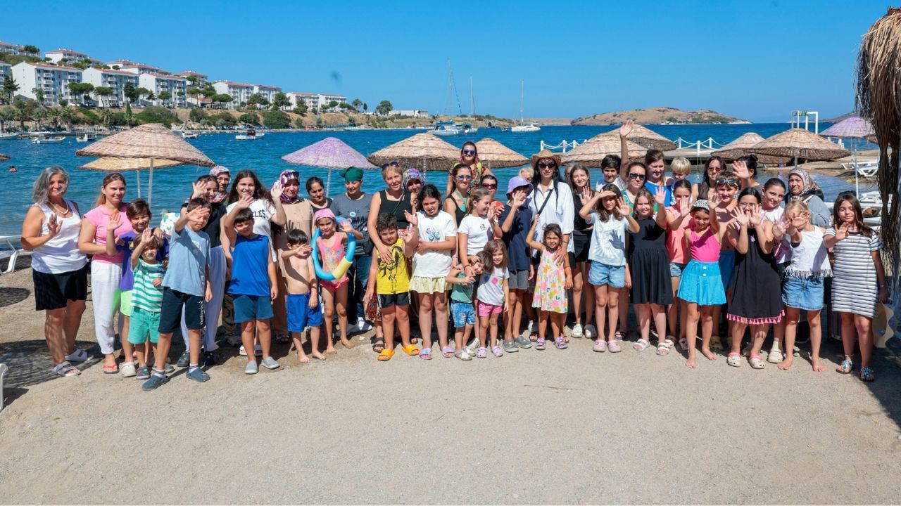 Konak’ta yaz okulu denizde final yaptı