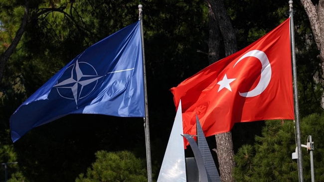 Savaşa ve NATO’ya karşı harekete geçiyorlar!