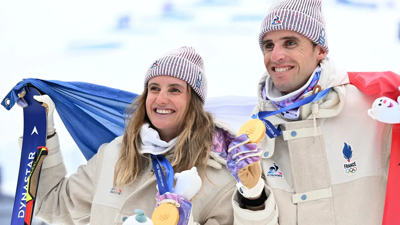 Fransa, dağ kayağı karışık bayrak kategorisinde altın madalya aldı