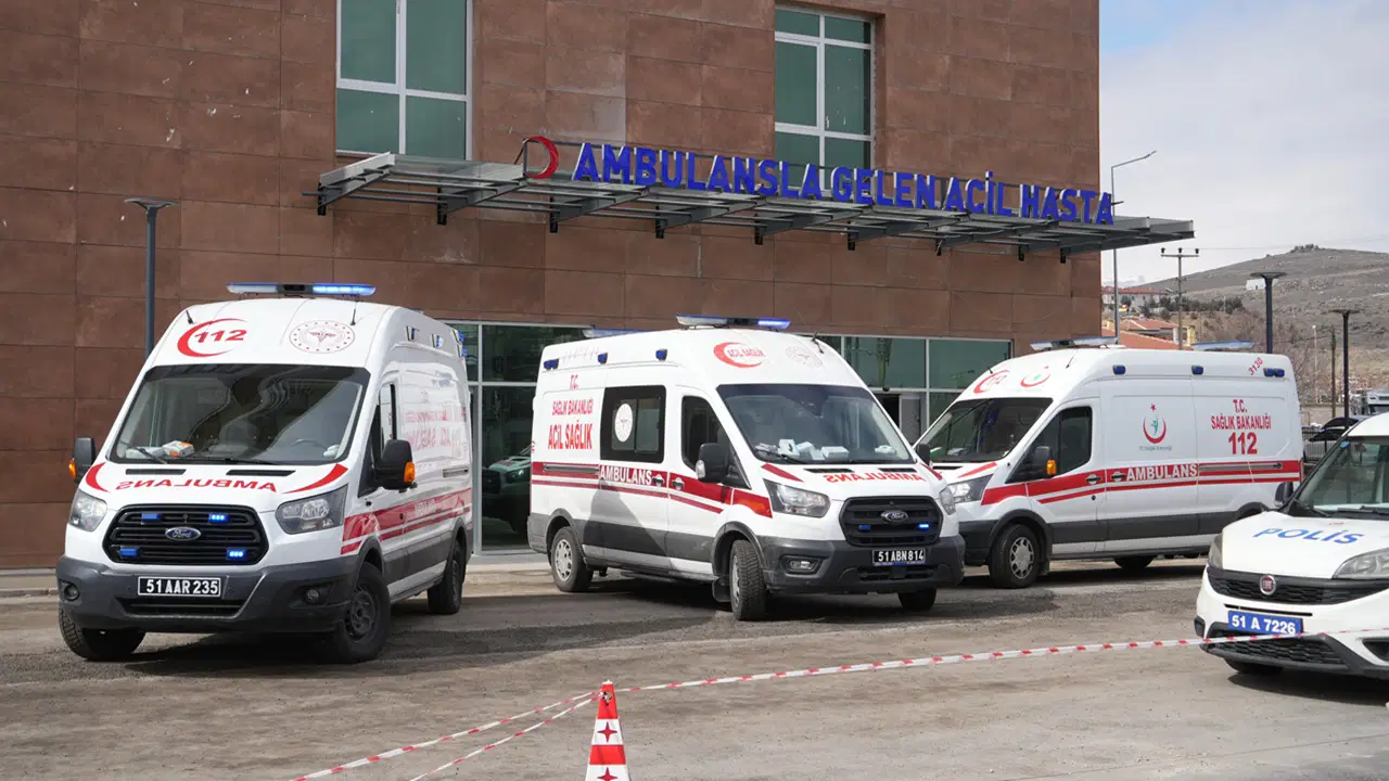 Ispanak sandıkları ot, 'güzel avrat otu' çıktı: 11 kişi zehirlendi