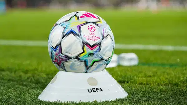 UEFA Şampiyonlar Ligi play-off turu üç maçla başladı