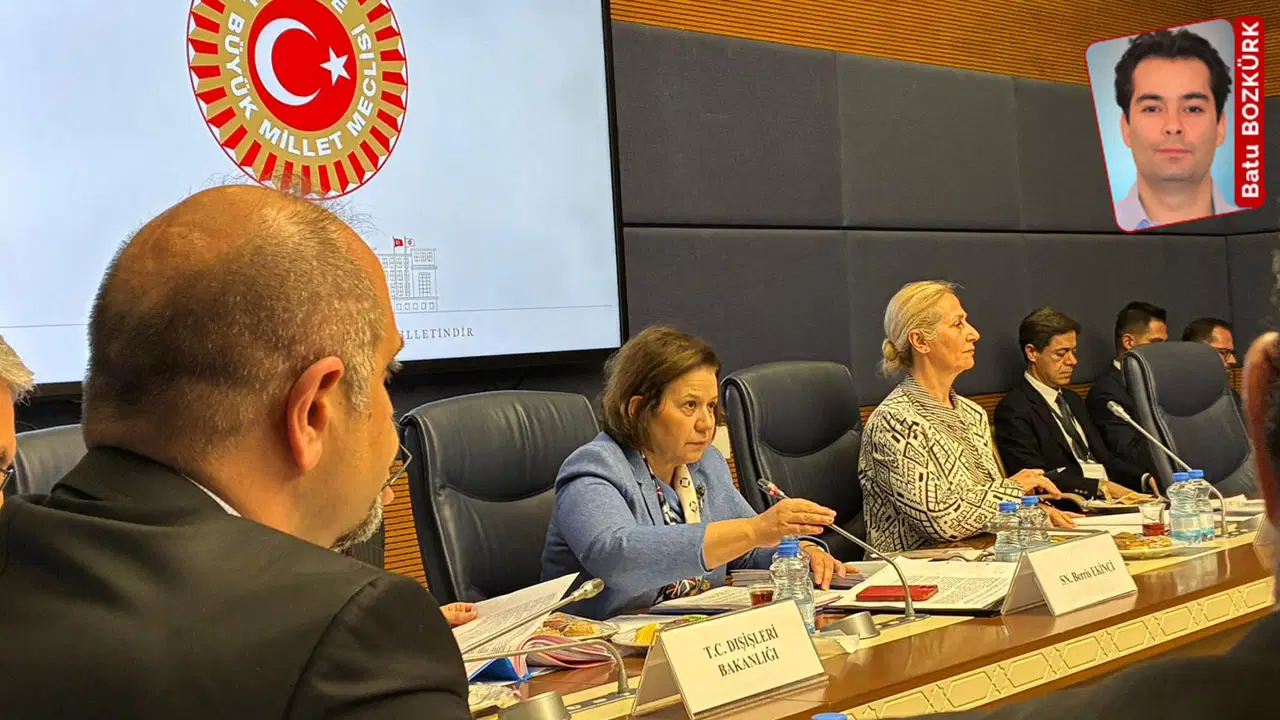 Son Dakika... Karadeniz’de bir haftada üç tanker vurulmuştu: Dışişleri, Ukrayna Büyükelçisi ile Rusya Geçici Maslahatgüzarı’nı ‘uyarı’ için Bakanlığa çağırdı