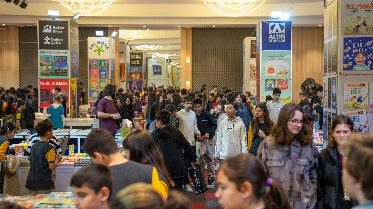 Edebiyat dünyası Akra Kemer’de bir araya geldi