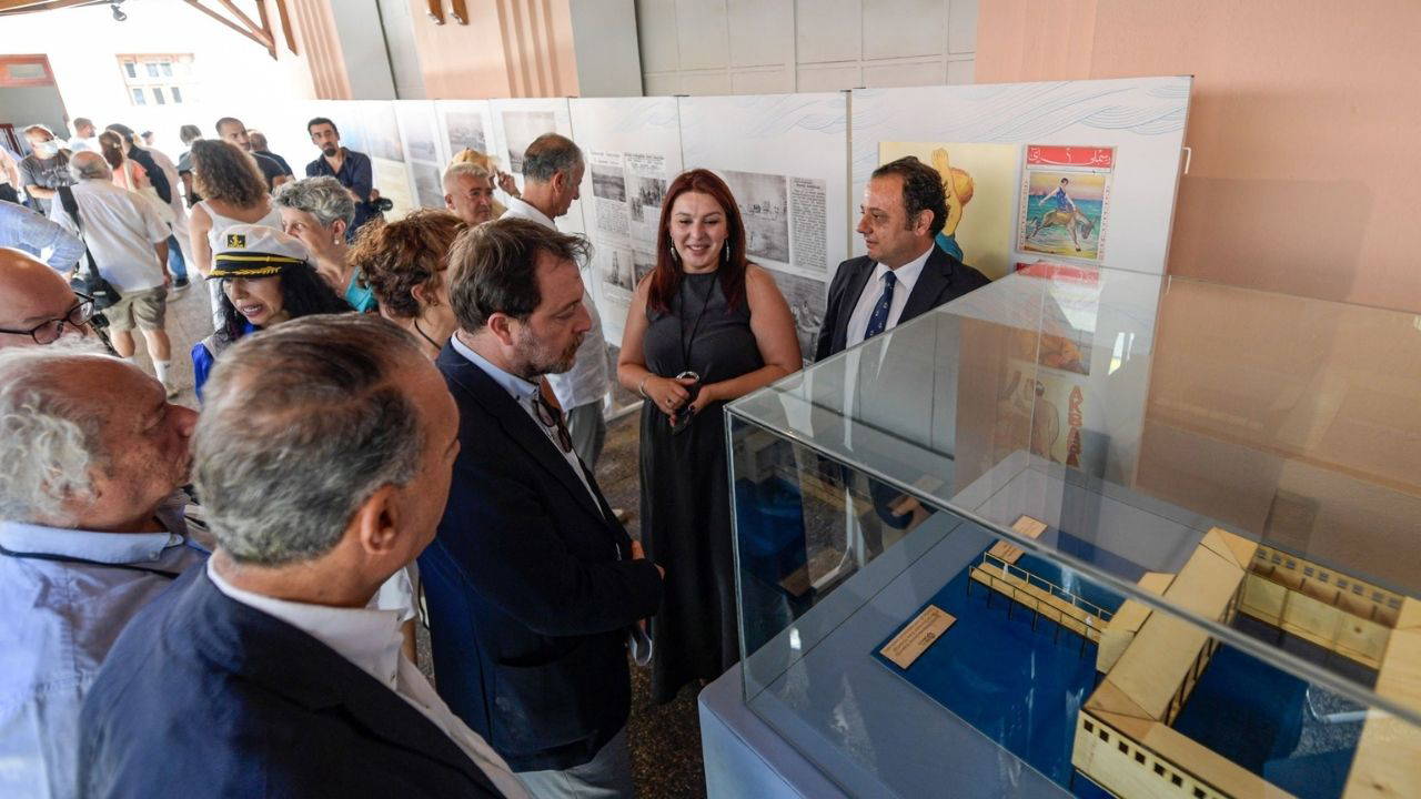 İzmirlilerin denizle ilişkisi sergiye dönüştü