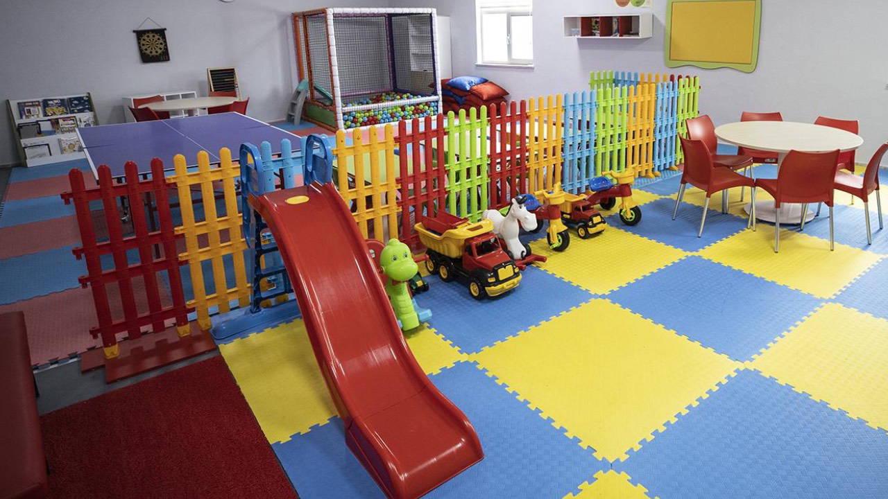 Kreşte skandal: 2,5 yaşındaki çocuk darp edilmiş halde bulundu