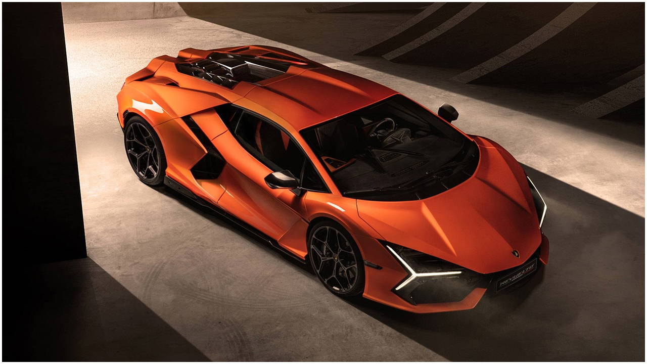 Lamborghini'den elektrikli otomobil açıklaması: Fişli hibrit talebi ve Urus ayrıntısı...