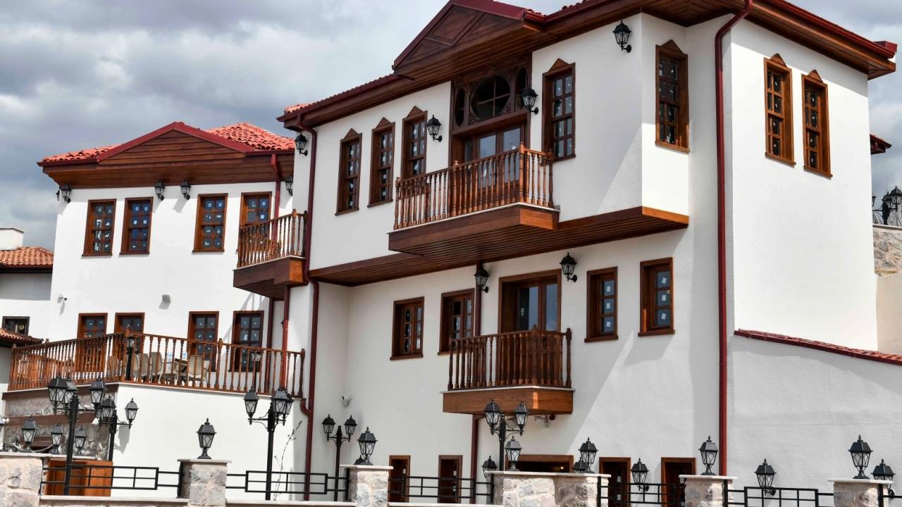 Ankara Kalesi'nde tarih, lezzet ve yaşam dolu proje