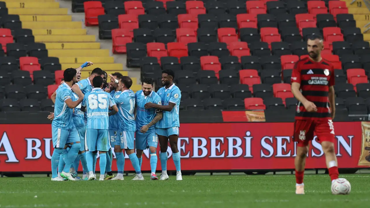 Erzurumspor, 3 puanı 3 golle aldı