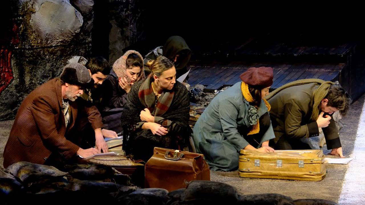 İlerleme: Enkazın İçinden Geçen Yas