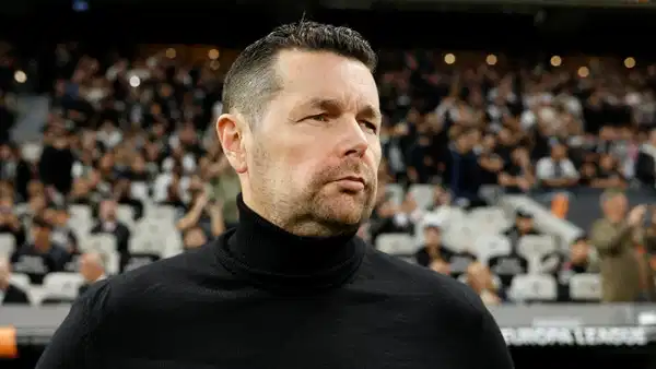 Pierre Sage: Beşiktaş maçında rakibi oynatmamaya çalıştık