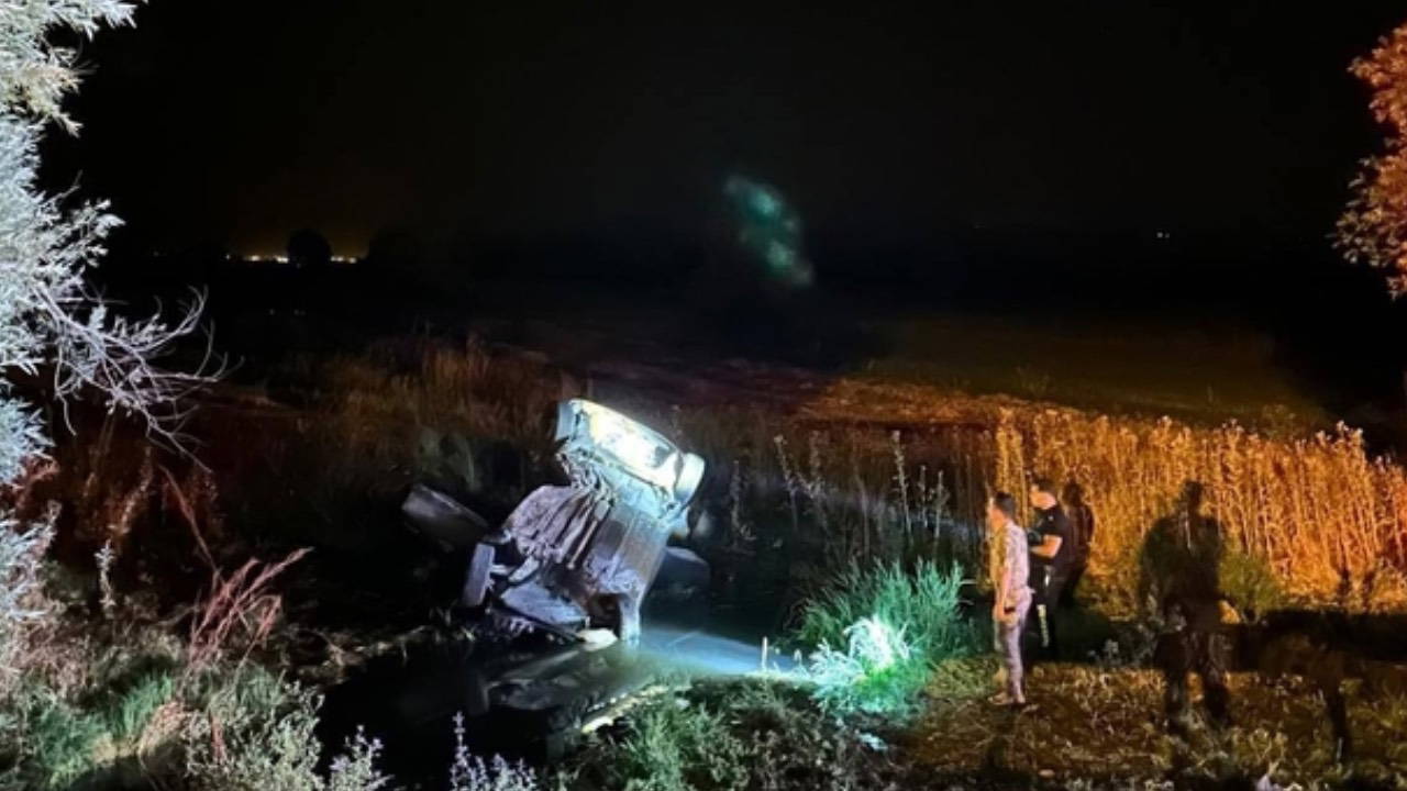 Otomobil su kanalına uçtu: 1 ölü, 3 yaralı