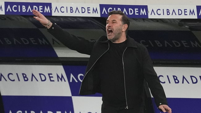 'Bitmiş maçı yeniden başlattılar'