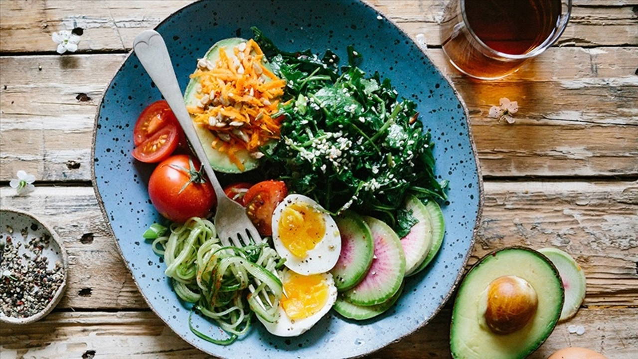 Düşük kalorili diyetlere dikkat: 'Aç kalarak zayıflanmaz'