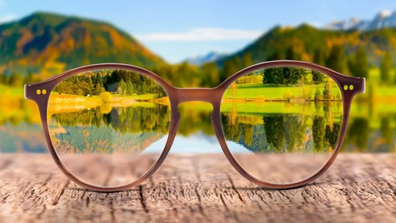 Uzmanından uyarı: 2050 yılında dünyanın yarısı gözlük kullanabilir