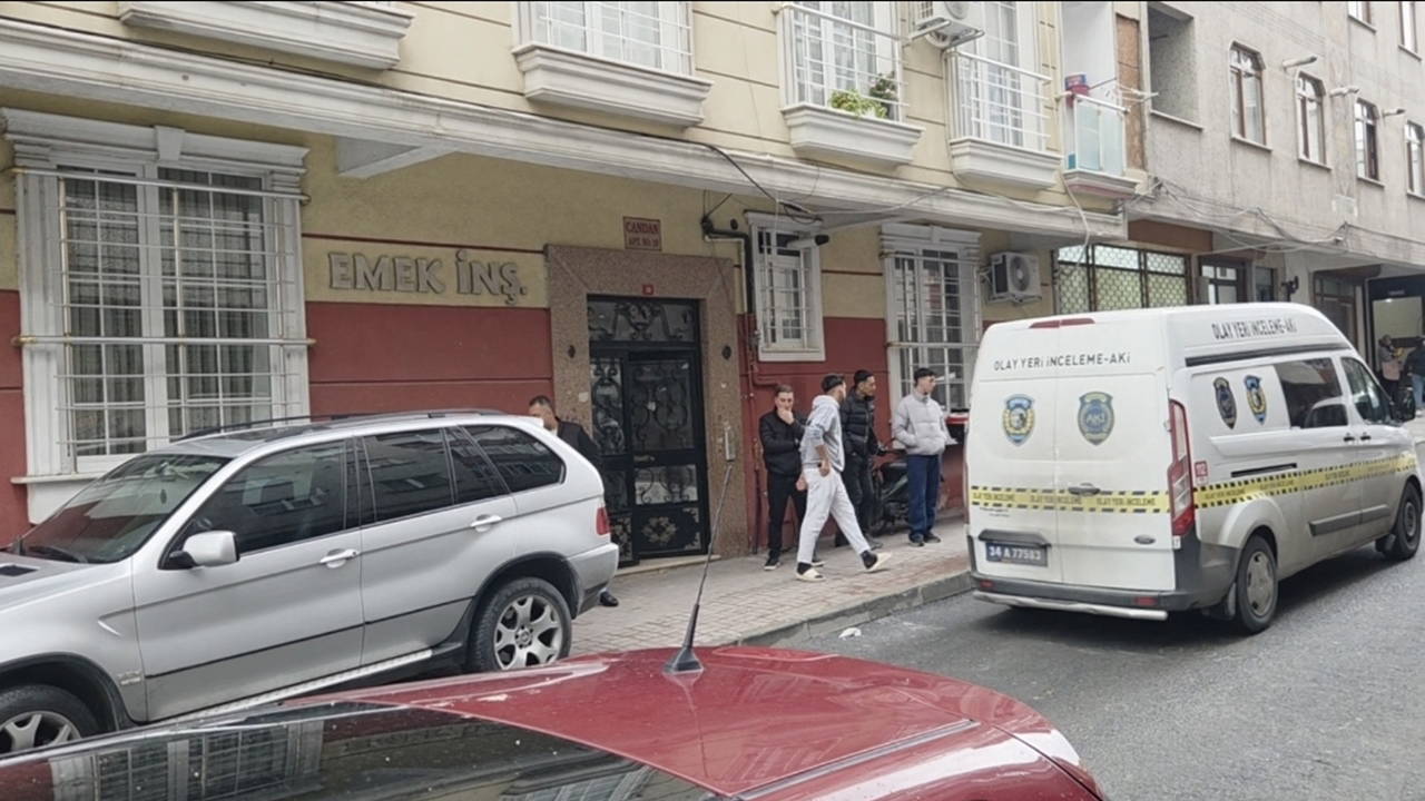 Küçükçekmece’de tartıştığı komşusunun evini kurşunladı