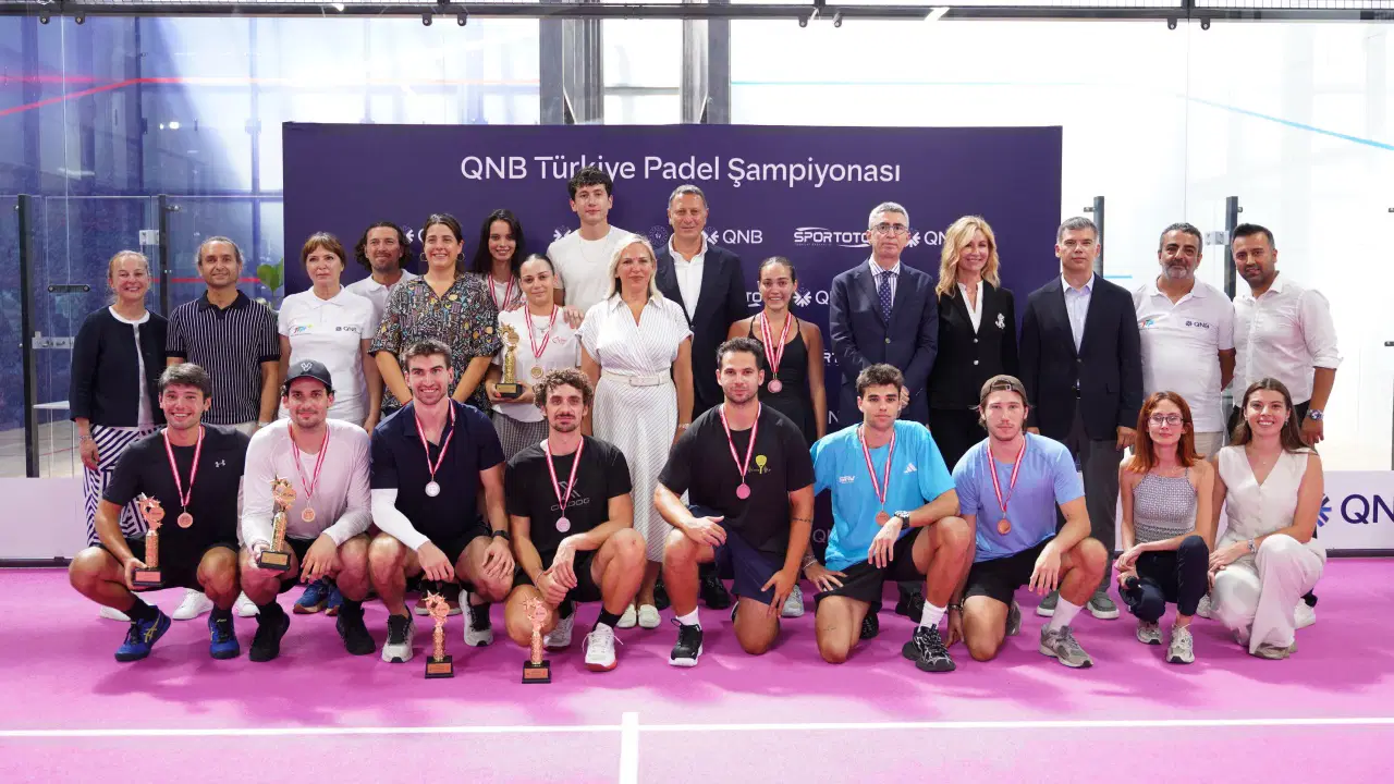Türkiye’nin ilk padel turnuvasında şampiyonlar belli oldu