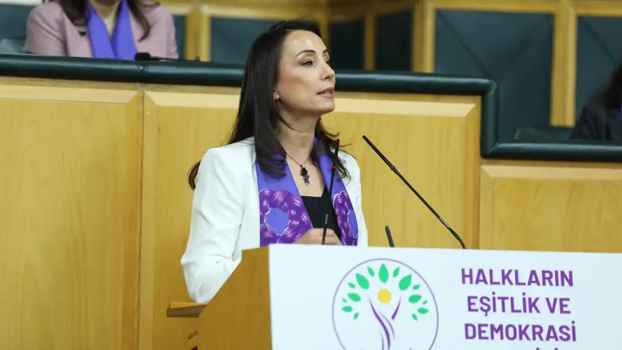 Tülay Hatimoğulları'ndan kürsüde 'Gülistan Doku' çağrısı: 'Ucu nereye dokunursa dokunsun...'