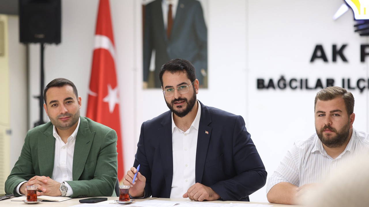 AKP'de istifa depremi: Bir istifa daha geldi!