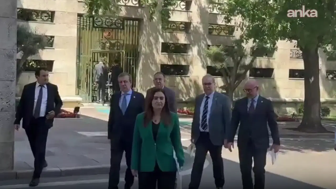 CHP'nin yeni grup yönetiminden Kurtulmuş'a ziyaret
