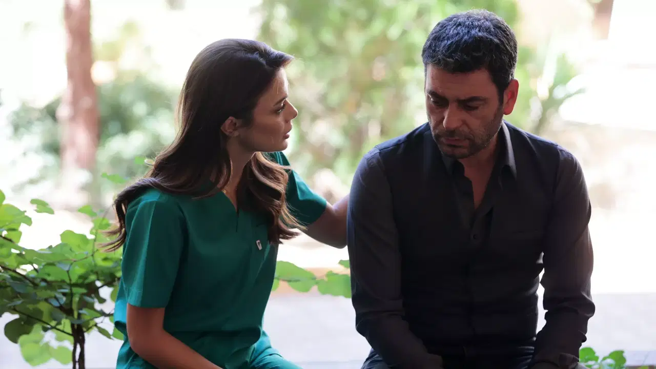 TV yayın akışı 5 Ekim Pazar! Hangi kanalda ne var, günün filmleri ve dizileri neler?