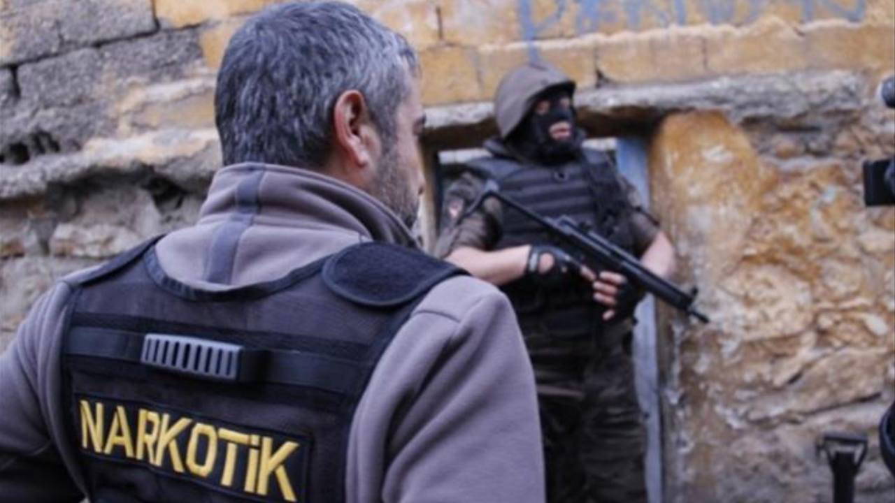 İstanbul'da uyuşturucu operasyonu: 207 kilogram metamfetamin yakalandı!