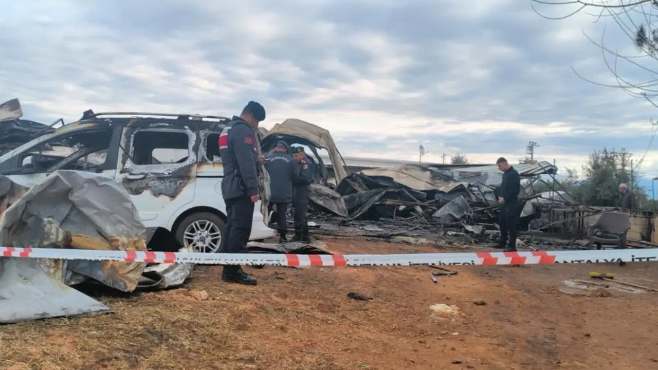 Antalya’da yangın faciası: 5 çocuk ve anne hayatını kaybetti