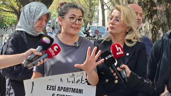 Adalet Peşinde Aileleri Platformu, Adalet Bakanlığı önünde... YENİ Partili Asu Kaya: '35 canın bedeli sadece sekiz yıllık bir ceza mıdır?'