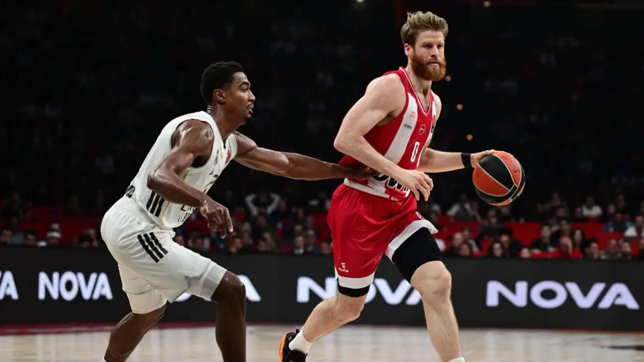 EuroLeague'de play-off'u garantileyen ilk ekip belli oldu!