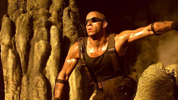 Riddick filminin konusu ne? Riddick filminin oyuncuları kim?