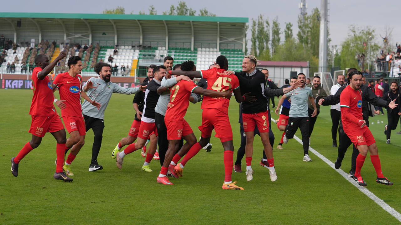 Süper Lig'e yükselen ikinci takım belli oldu