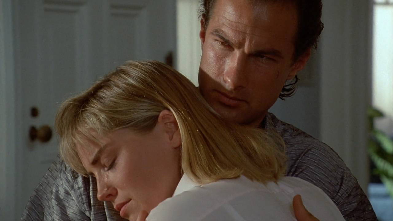 Kanunun Üstünde filminin konusu ne? Kanunun Üstünde filminin oyuncuları kim?