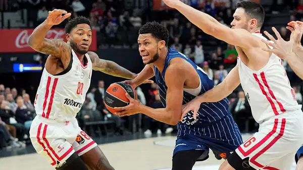 Anadolu Efes'in Avrupa'daki kötü serisi devam ediyor!