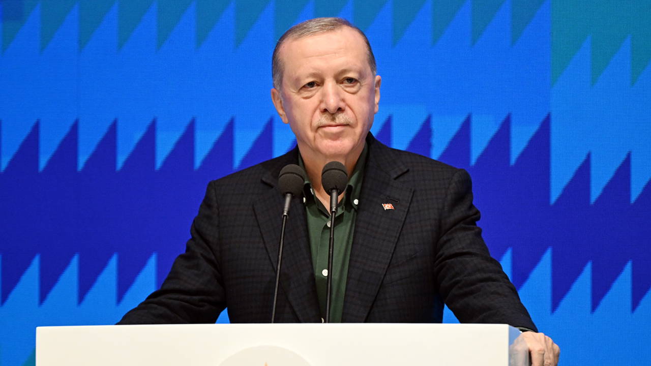 'Tarihi konuşma' denilmişti... Erdoğan beklenen açıklamayı yaptı! AKP-MHP-DEM üçlüsü ilanı: 'Çıkış yolu arayana kapıyı ardına kadar açarız...'