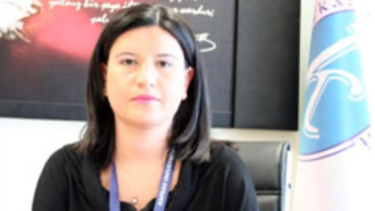 'Halkın bir kesimi aşağılamak'tan gözaltına alınan profesöre adli kontrol